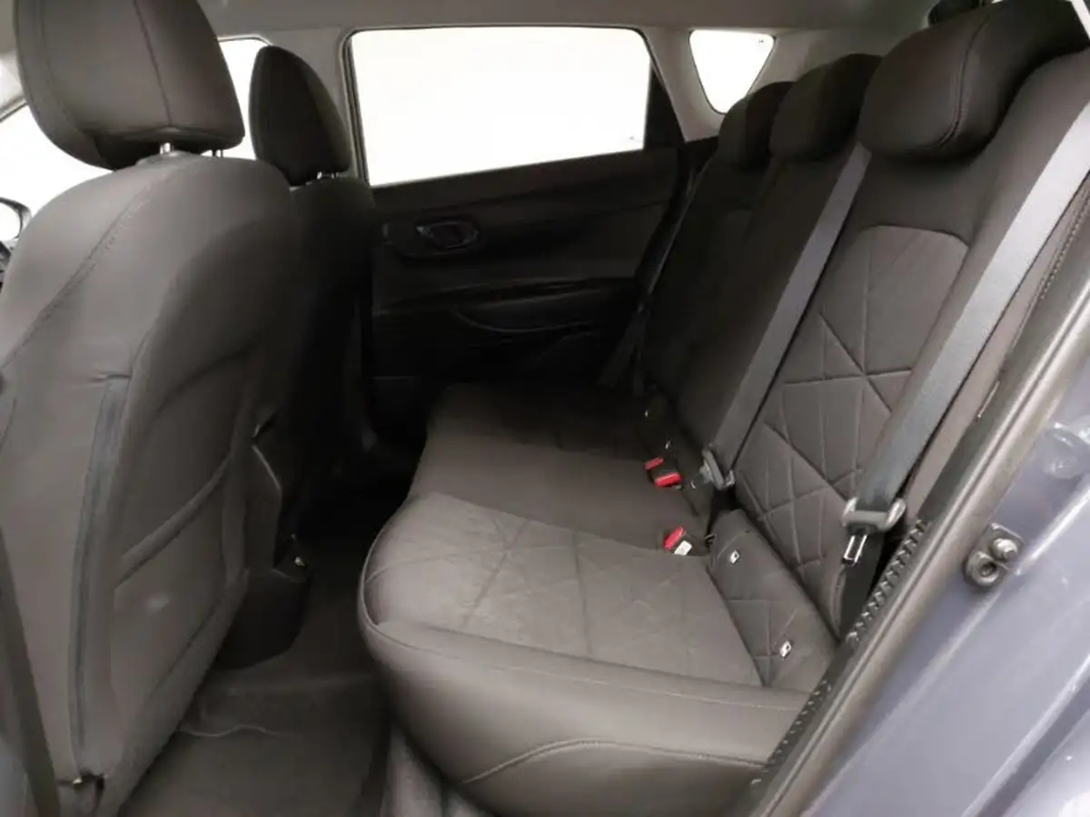 2024-hyundai-bayon-10-t-gdi-premium-120ps-48-volt-mhev-dct-big-5
