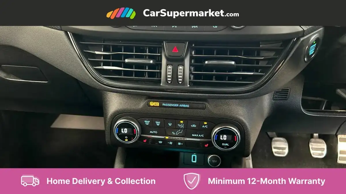2019-ford-focus-15t-st-line-x-182ps-hatchback-big-17