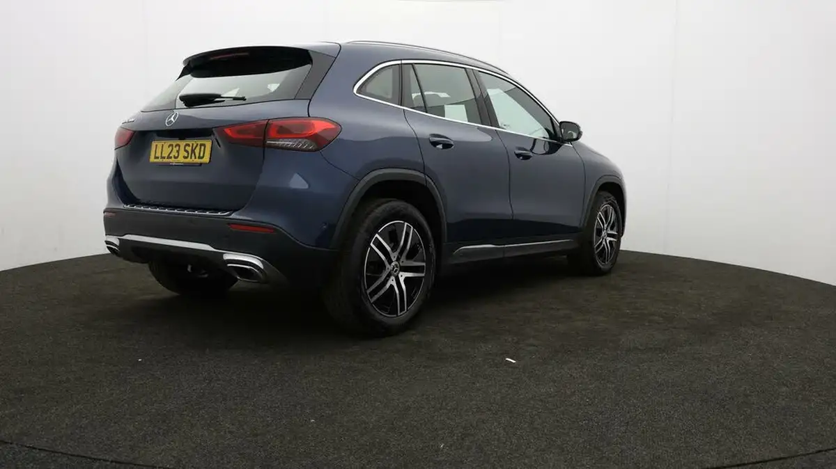 2023-mercedes-benz-gla-class-13-gla-200-sport-executive-station-wagon-big-22