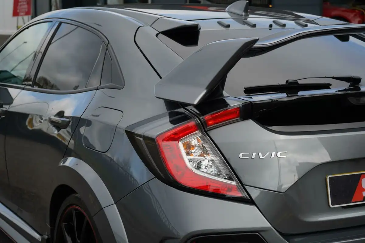 2019-honda-civic-20-i-vtec-type-r-gt-big-24