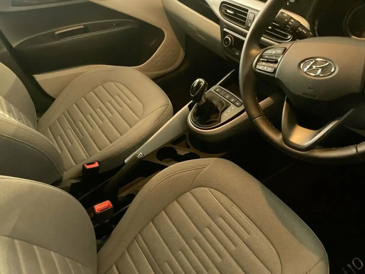 2023-hyundai-i10-12-premium-auto-big-14