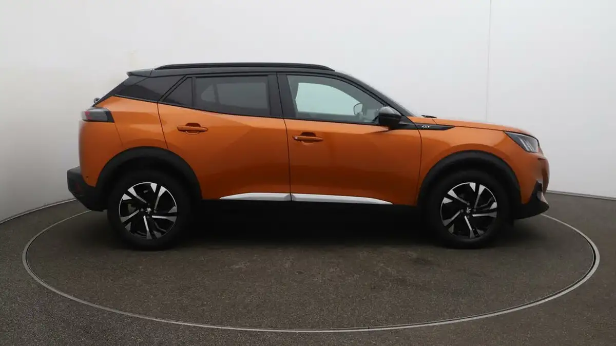 2021-peugeot-2008-suv-12-puretech-gt-big-44