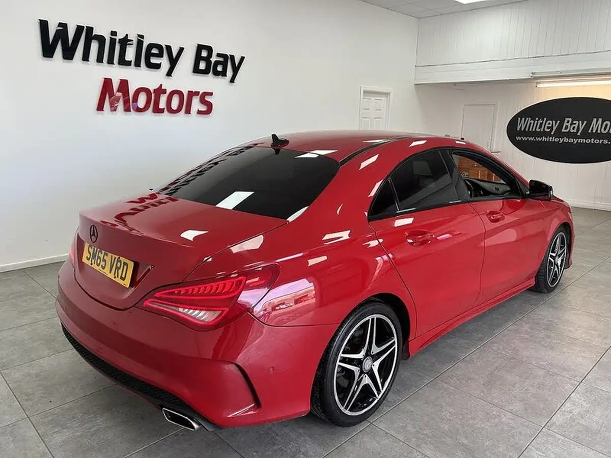 2015-mercedes-benz-cla-16-cla-180-amg-sport-122ps-ss-coupe-4d-7g-dct-big-2
