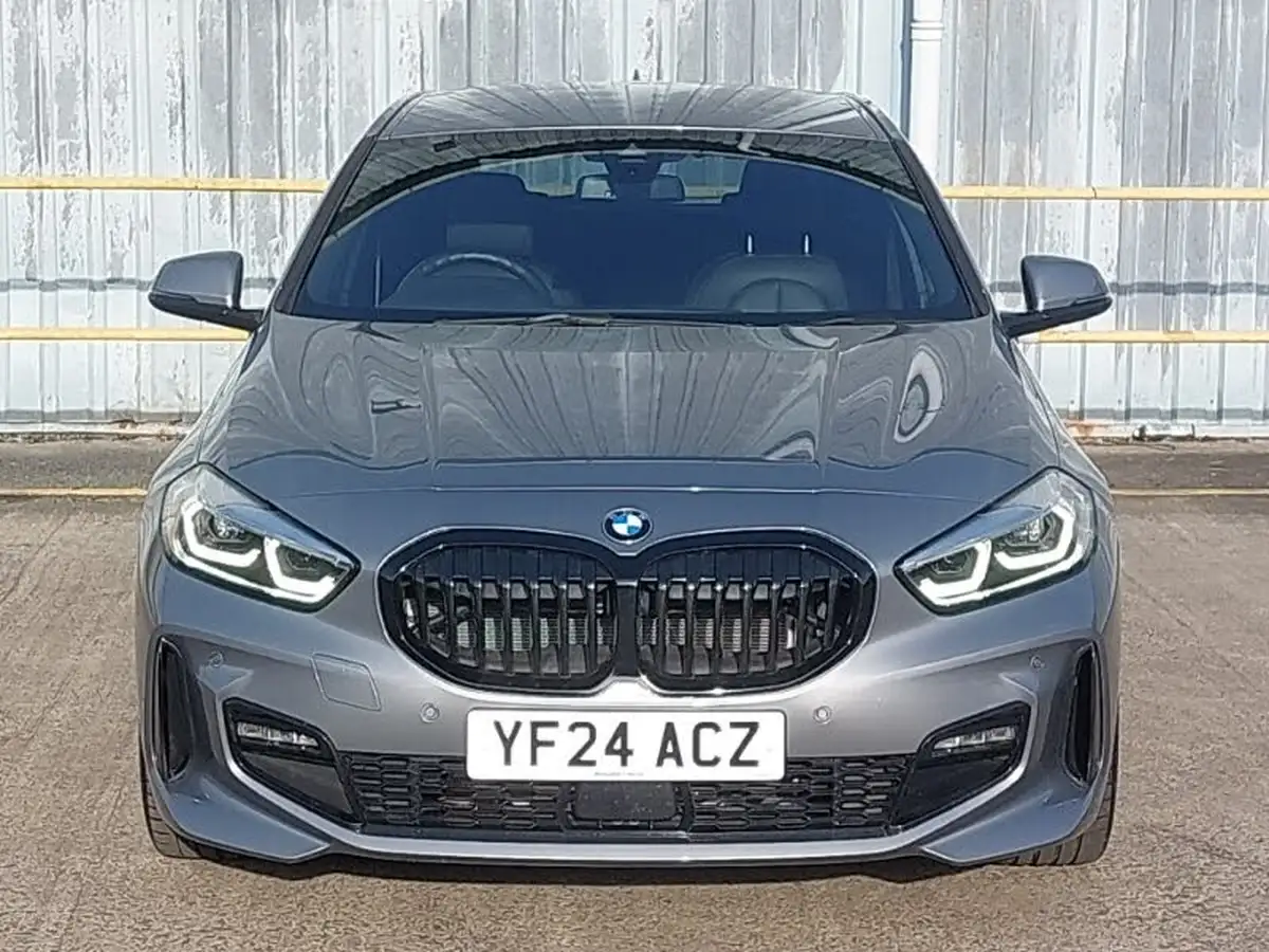 2024-bmw-1-series-15-118i-m-sport-lcp-big-18