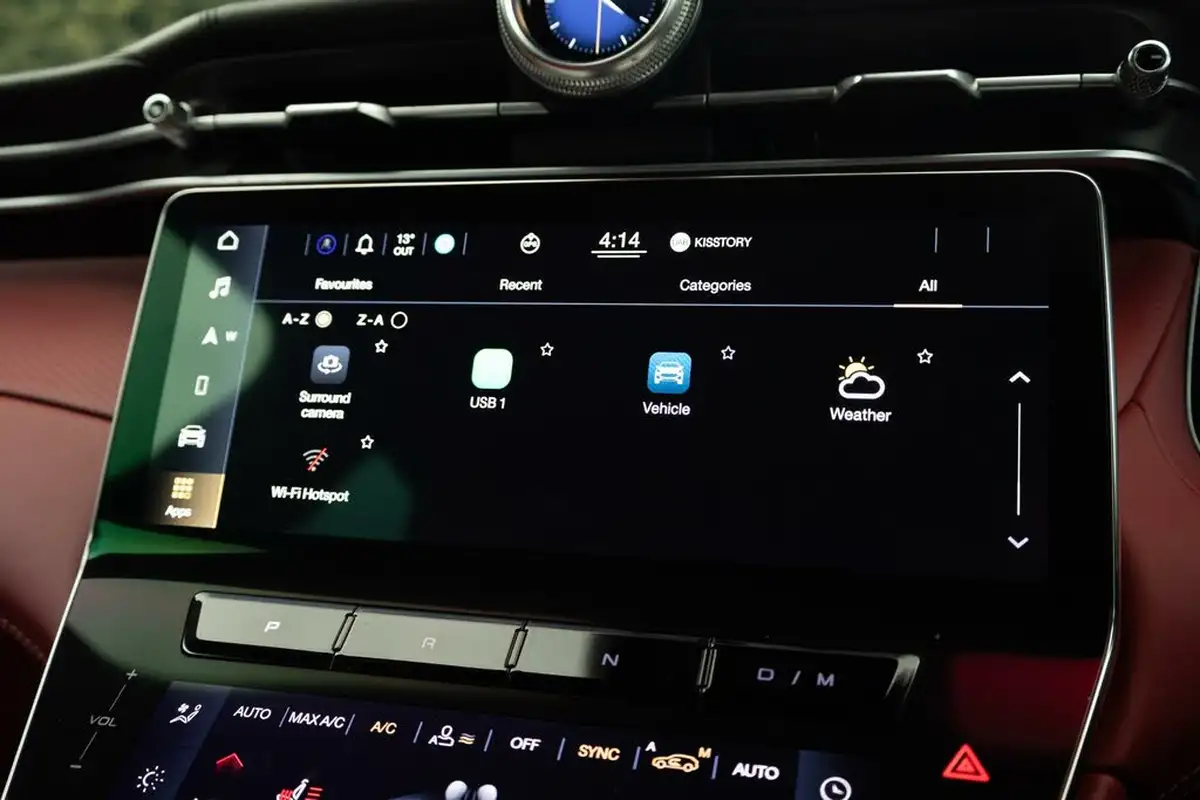 2023-maserati-grecale-20-modena-big-50