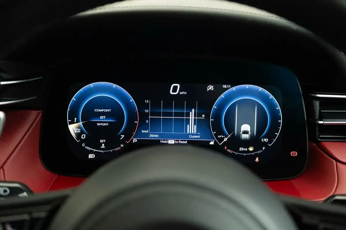 2023-maserati-grecale-20-modena-big-54