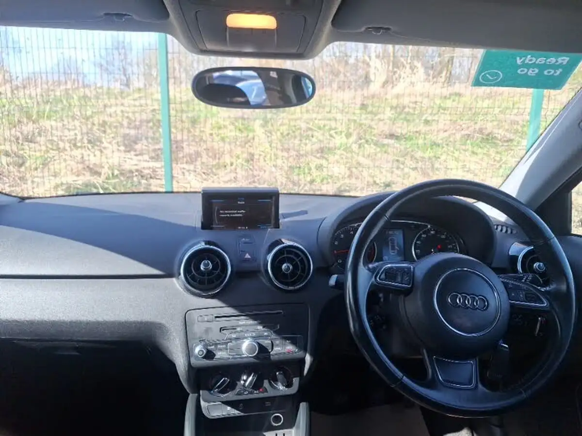 2017-audi-a1-14-tfsi-sportback-5d-big-2