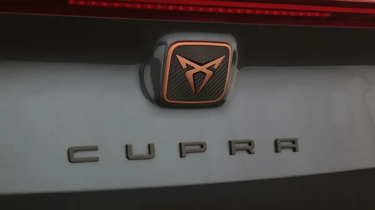 2022-cupra-formentor-15-tsi-v2-dsg-big-20