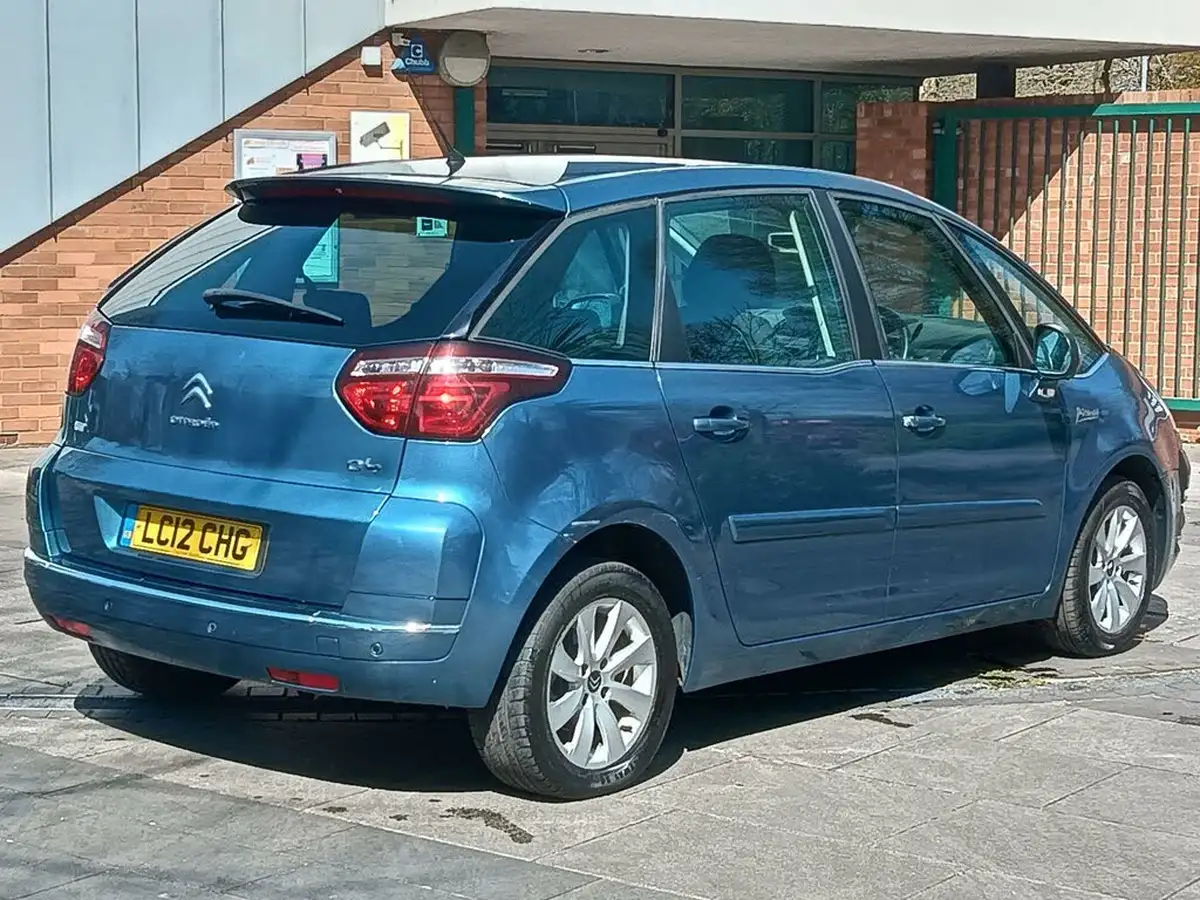 2012-citroen-c4-picasso-16td-vtr-16-e-hdi-egs-big-17