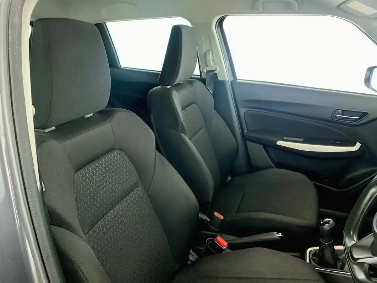 2021-suzuki-swift-12-dualjet-sz-l-big-14
