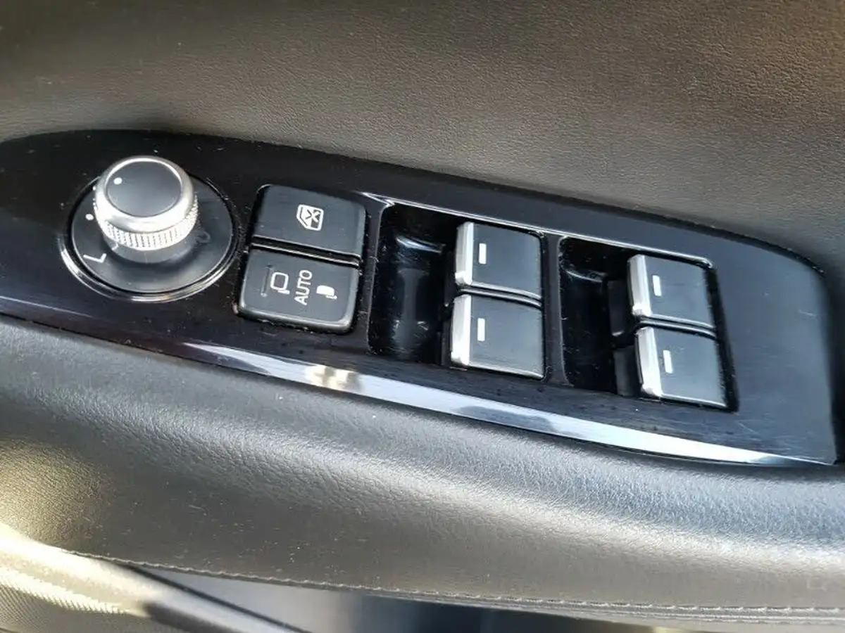 2022-mazda-mazda6-20-skyactiv-g-sport-saloon-4d-big-12