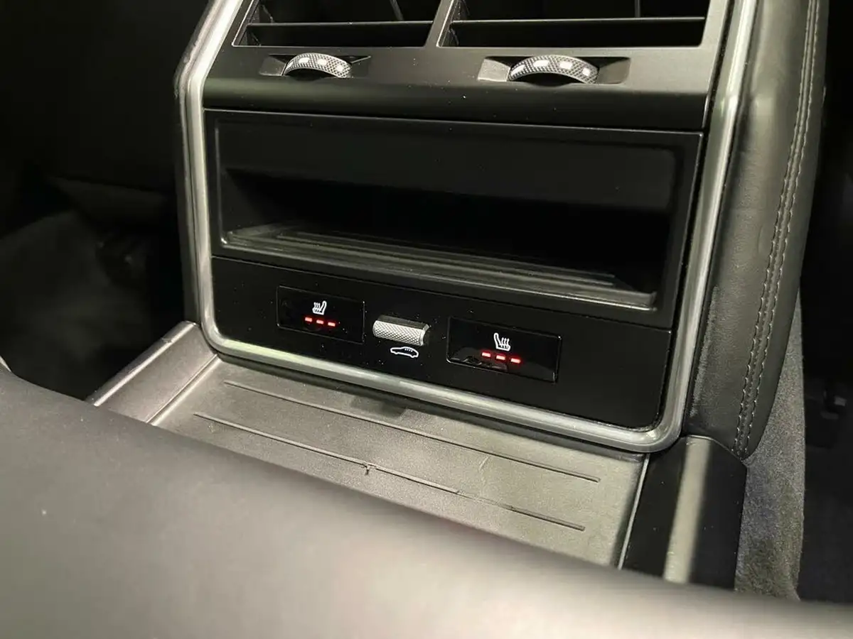 2019-porsche-panamera-40-v8-gts-hatchback-big-39