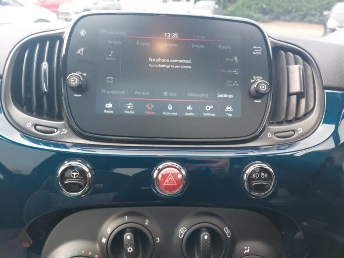 2020-fiat-500-10-lounge-big-13