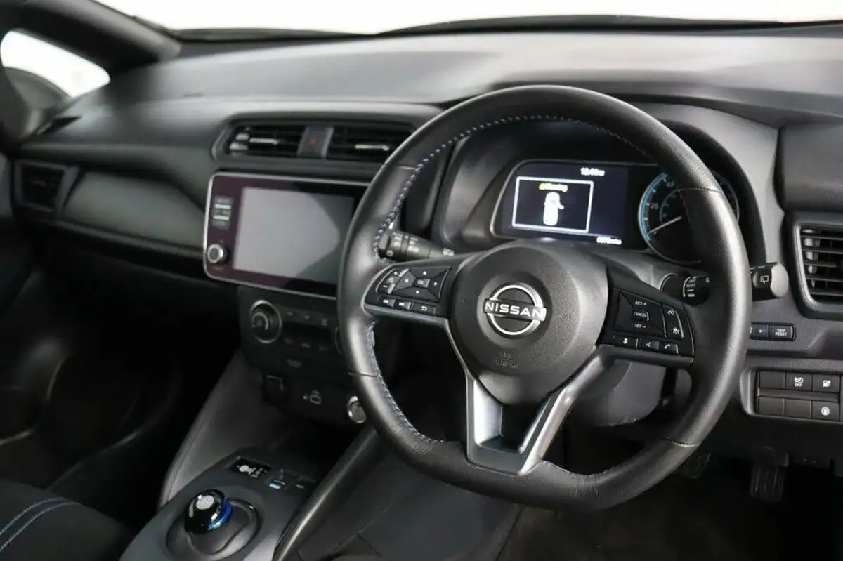 2022-nissan-leaf-e-acenta-39kwh-big-19