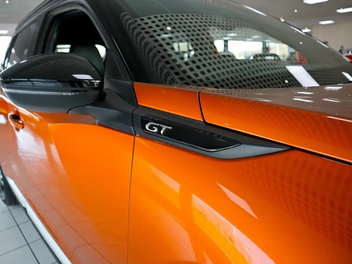 2022-peugeot-2008-suv-12-puretech-gt-eat8-big-15