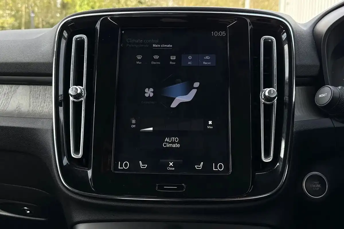 2020-volvo-xc40-20-t4-inscription-pro-big-20