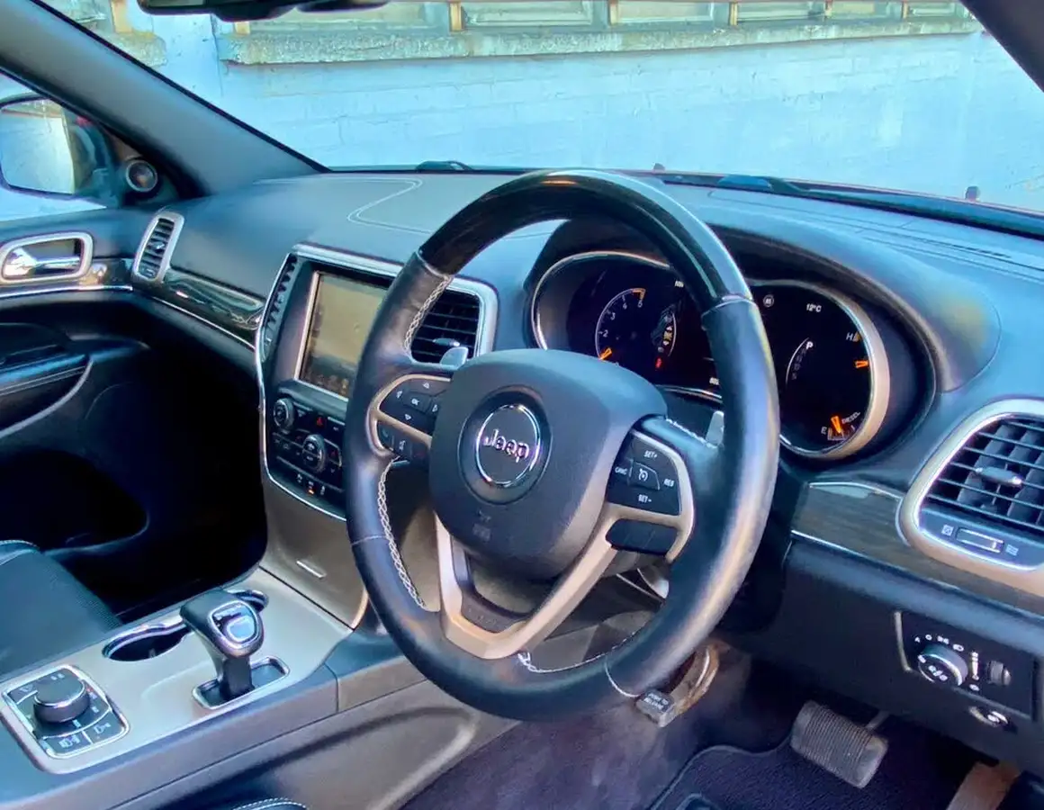 2014-jeep-grand-cherokee-30crd-overland-big-12
