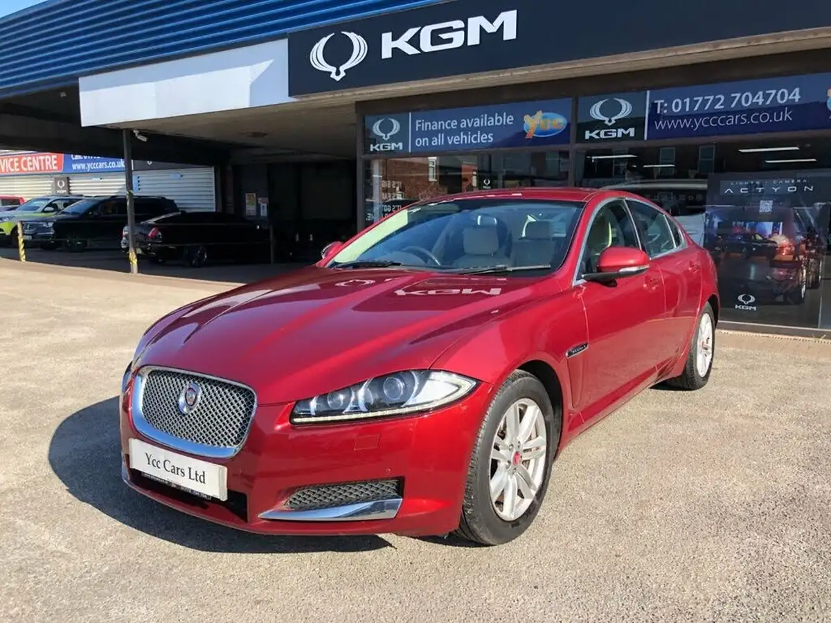 2014-jaguar-xf-22td-luxury-163ps-saloon-4d-big-9