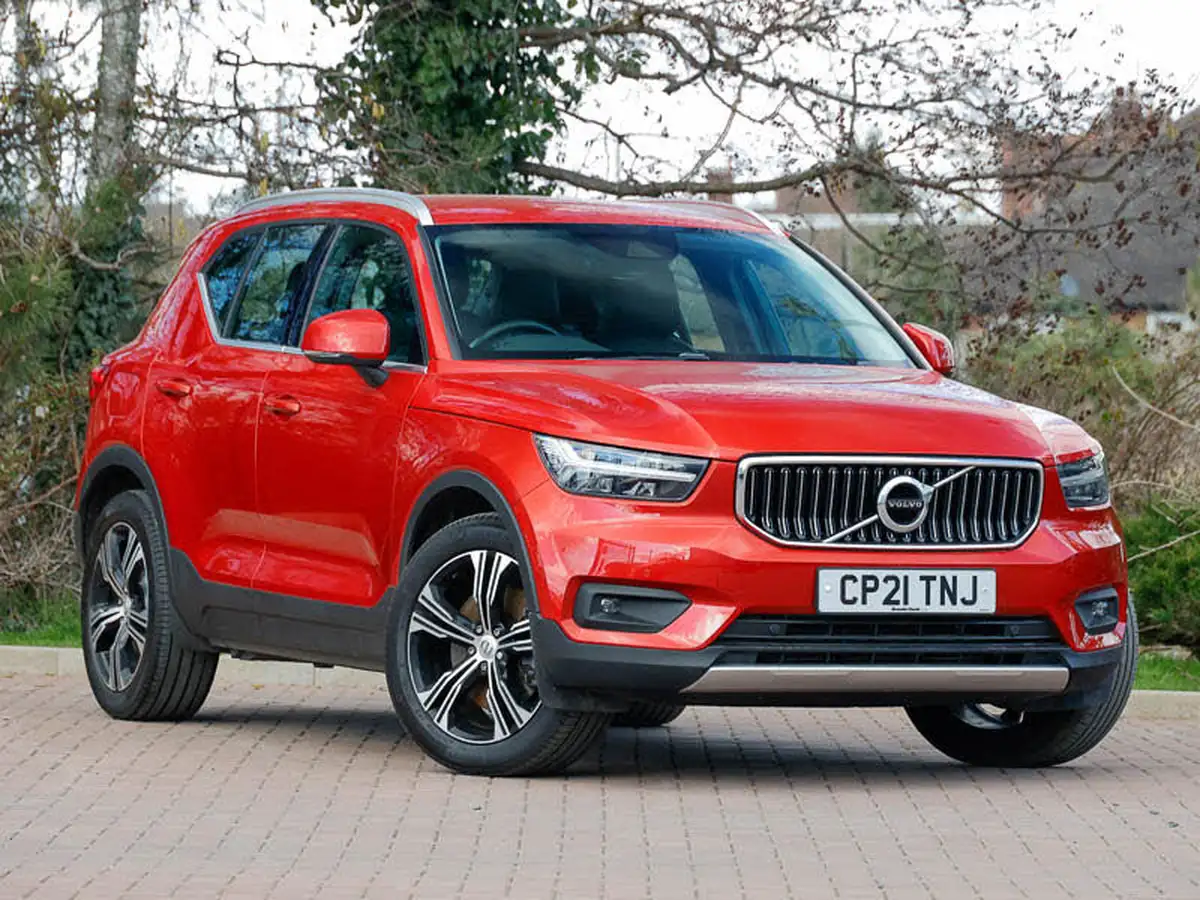 2021-volvo-xc40-15-t5-inscription-262bhp-big-0