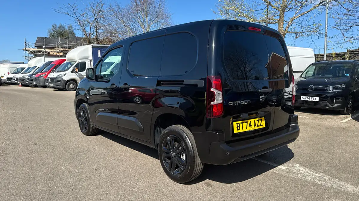 2024-citroen-berlingo-15-bluehdi-m-enterprise-130pseu6e-eat8-big-4