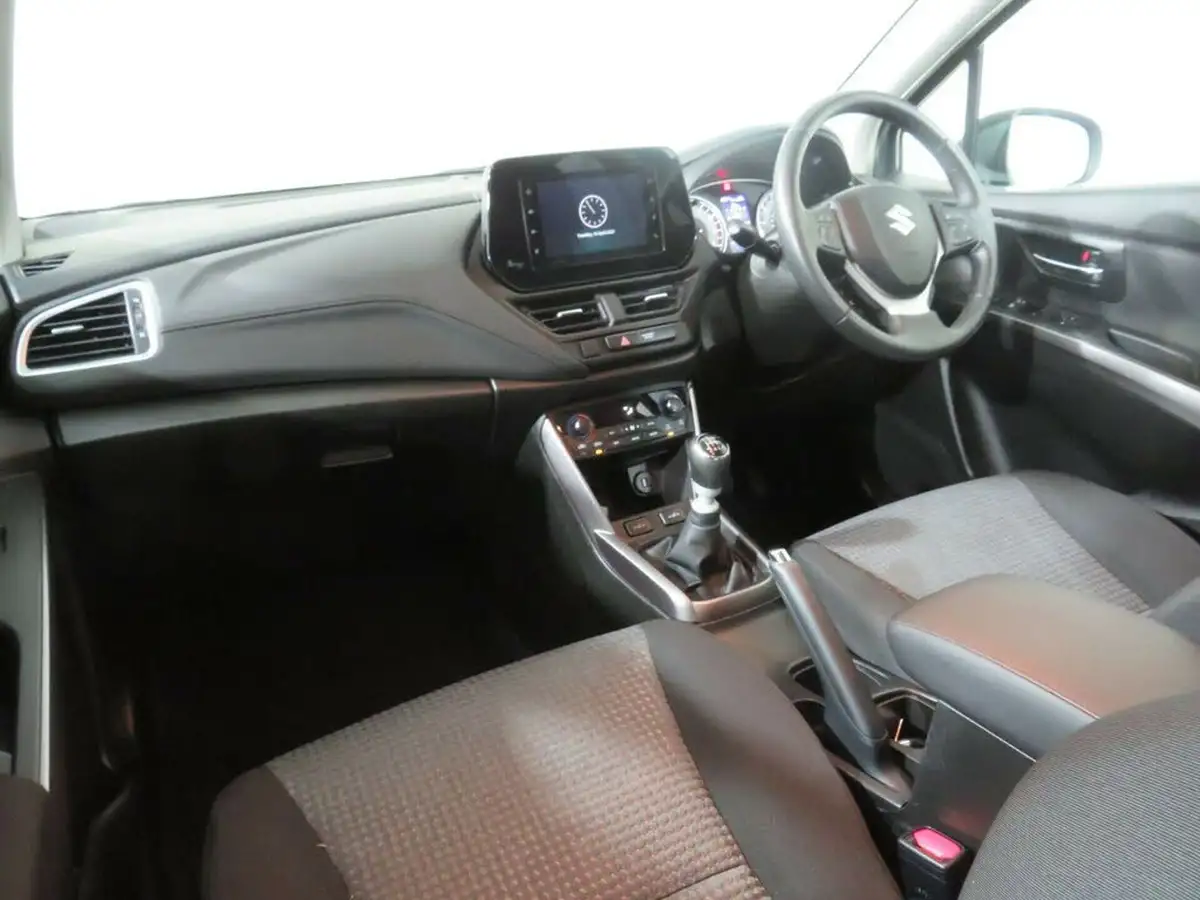 2023-suzuki-s-cross-14-boosterjet-motion-big-1