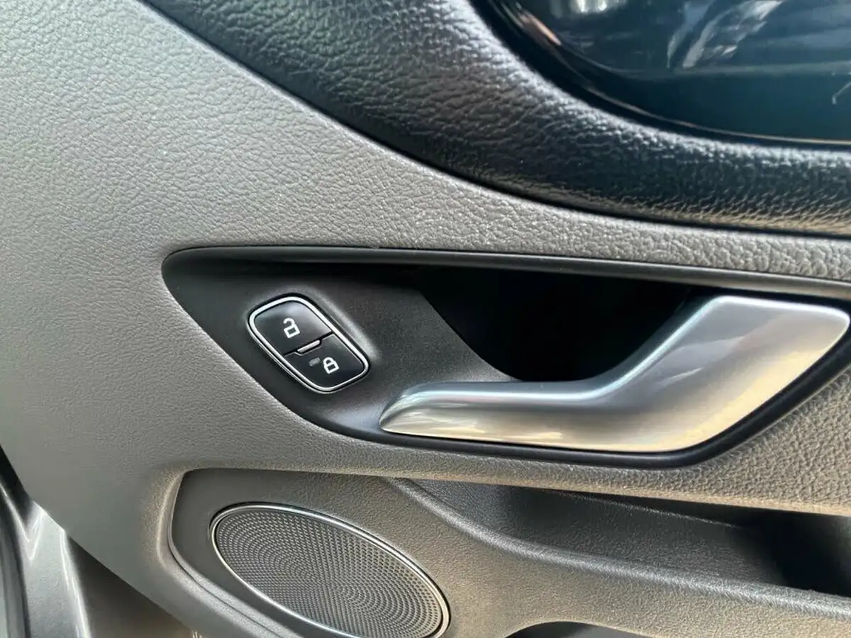 2021-ford-tourneo-custom-20tdci-320-l2-titanium-x-mhev-185pseu6dt-big-13