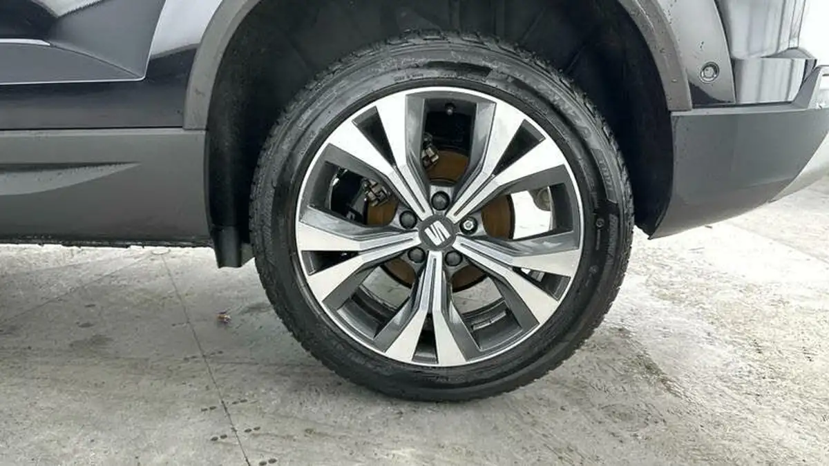 2024-seat-ateca-15-ecotsi-se-technology-dsg-big-32