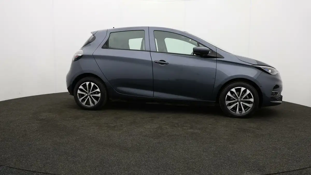 2022-renault-zoe-e-gt-big-33