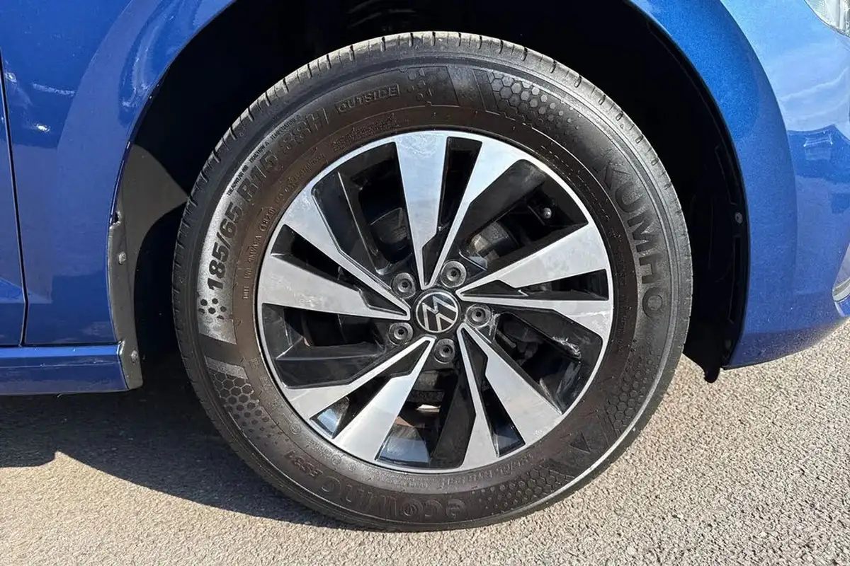 2021-volkswagen-polo-10-tsi-match-big-9