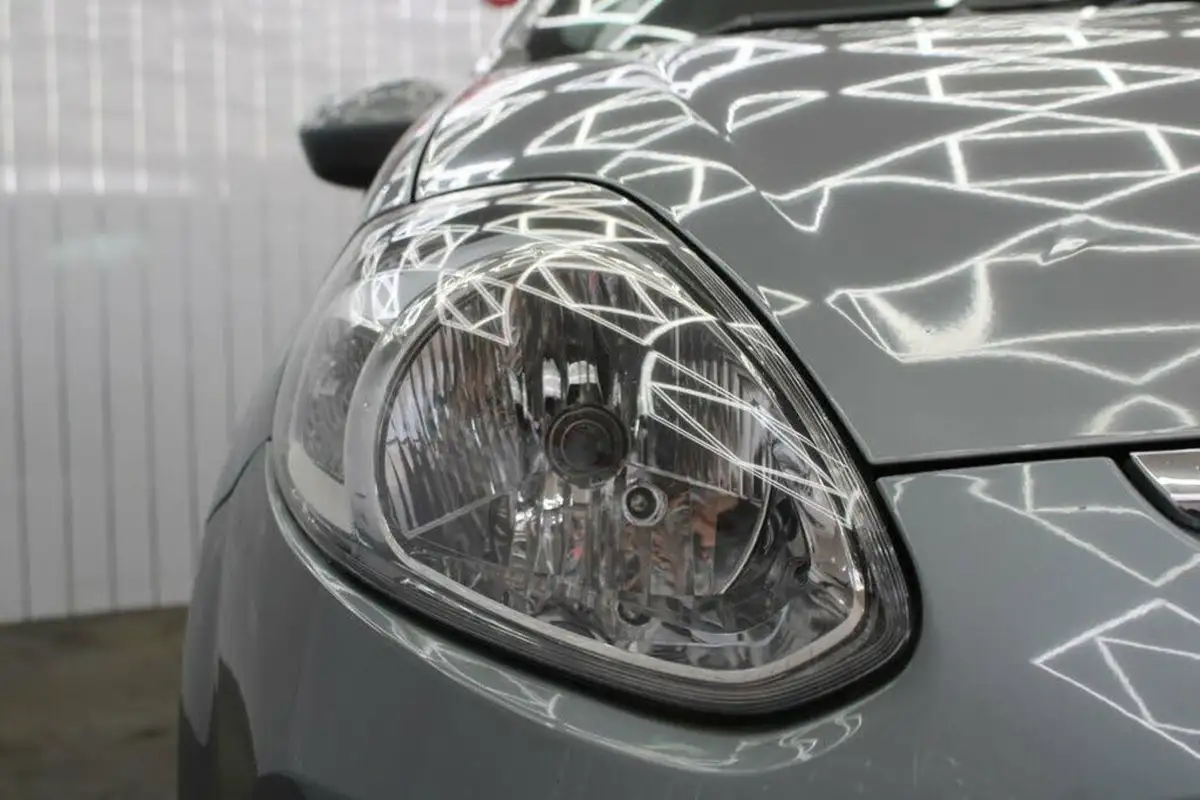 2011-fiat-punto-evo-12-active-3d-big-9