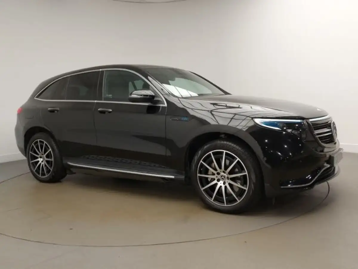 2022-mercedes-benz-eqc-e-eqc-400-amg-line-big-12