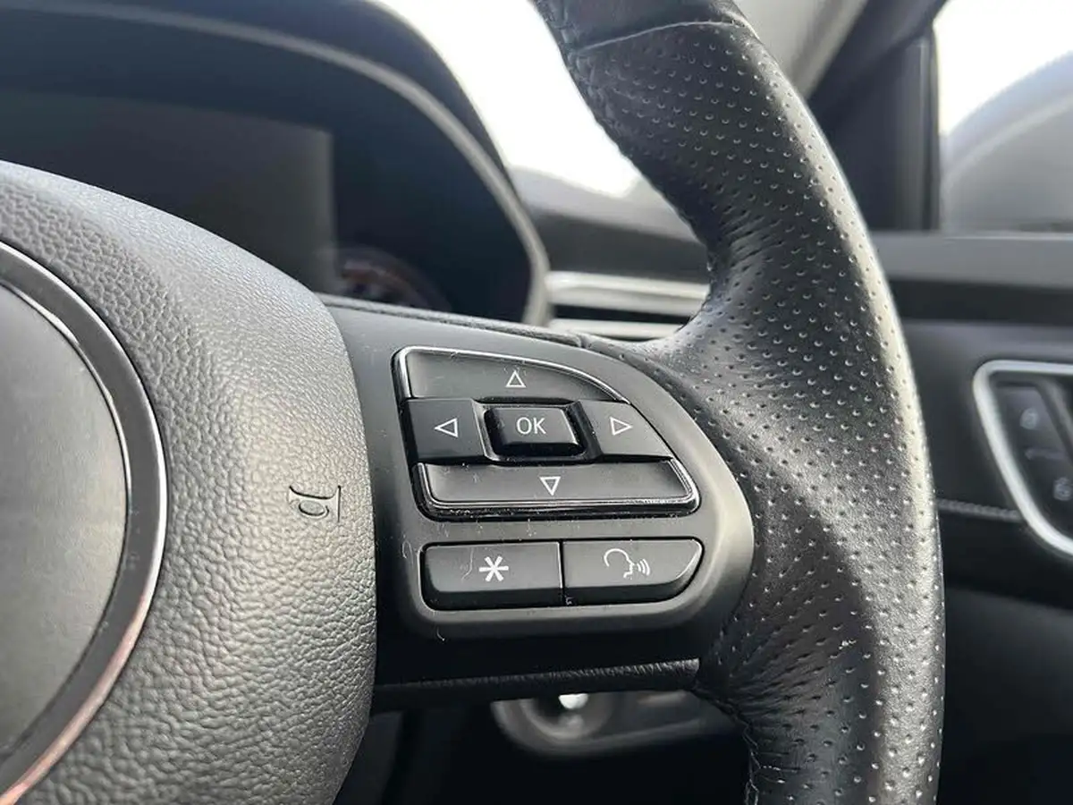 2022-mg-mg5-e-exclusive-ev-long-range-big-41