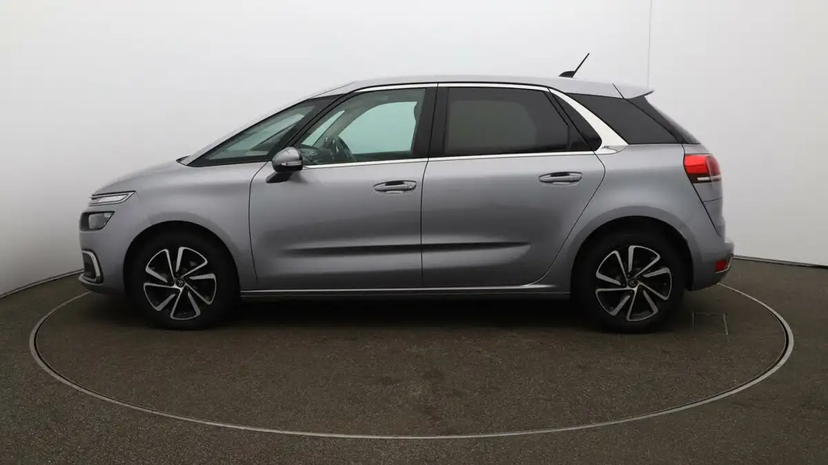 2019-citroen-c4-spacetourer-20bluehdi-feel-big-56