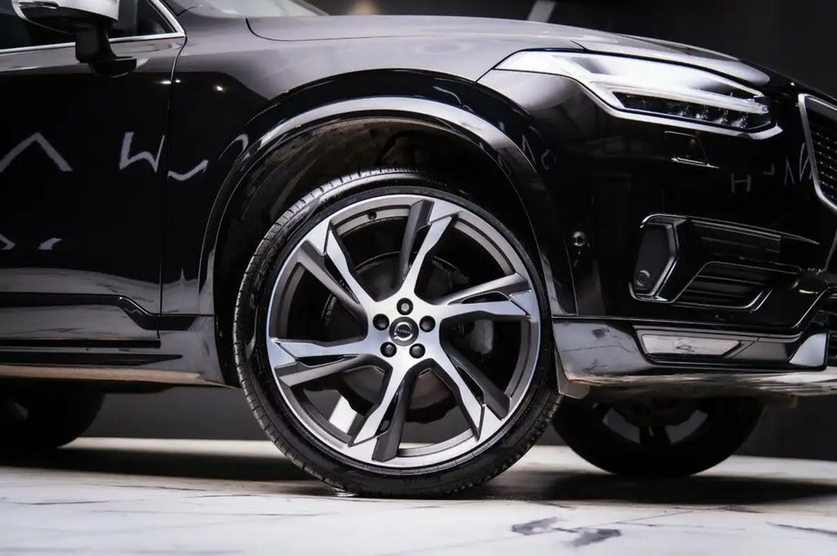 2019-volvo-xc90-20-t6-r-design-pro-awd-big-37