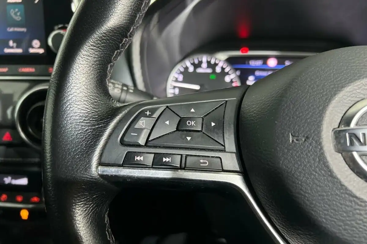 2022-nissan-juke-10-dig-t-n-connecta-big-20