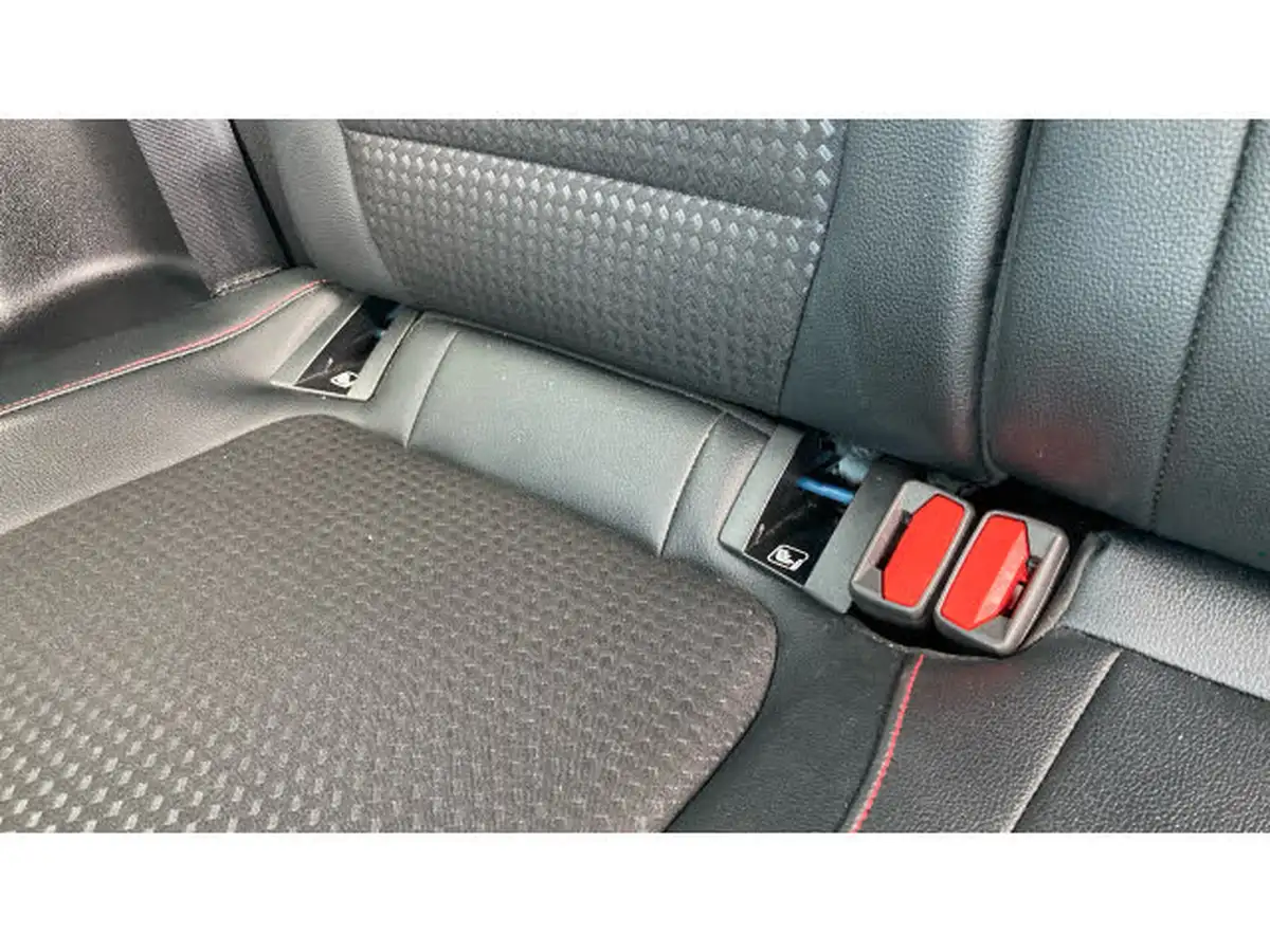 2020-ford-focus-10t-st-line-x-estate-auto-big-16