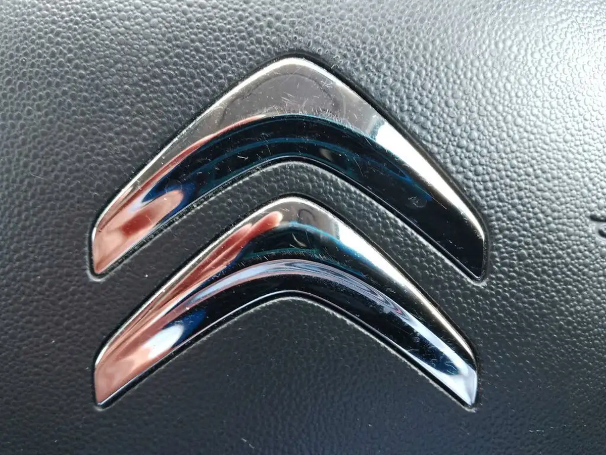 2019-citroen-c5-aircross-12-puretech-flair-plus-big-25