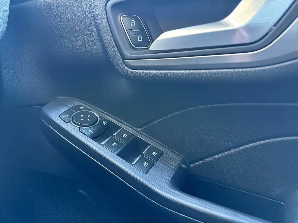 2022-ford-kuga-15-titanium-edition-auto-big-24