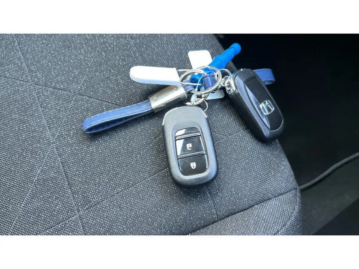 2023-honda-hr-v-15-i-mmd-elegance-big-33
