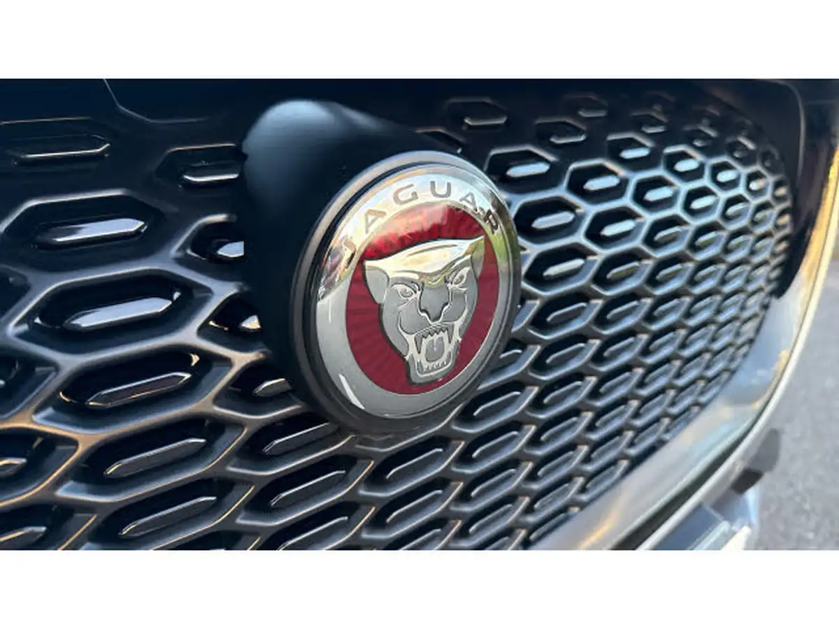2022-jaguar-i-pace-ev400-hse-black-big-21
