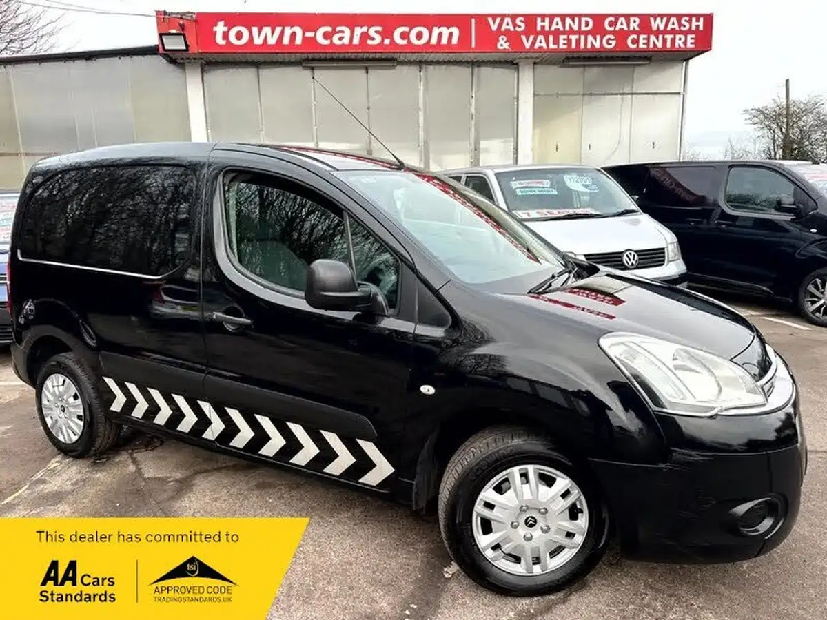 2014-citroen-berlingo-16td-l1-850-x-panel-big-0