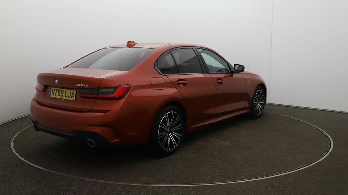 2019-bmw-3-series-20-330e-m-sport-plus-pack-big-7