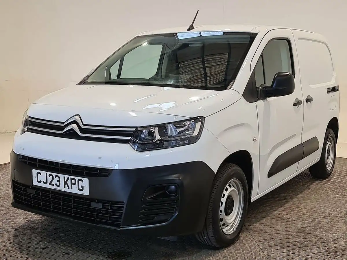 2023-citroen-berlingo-15-bluehdi-650-enterprise-edition-big-8
