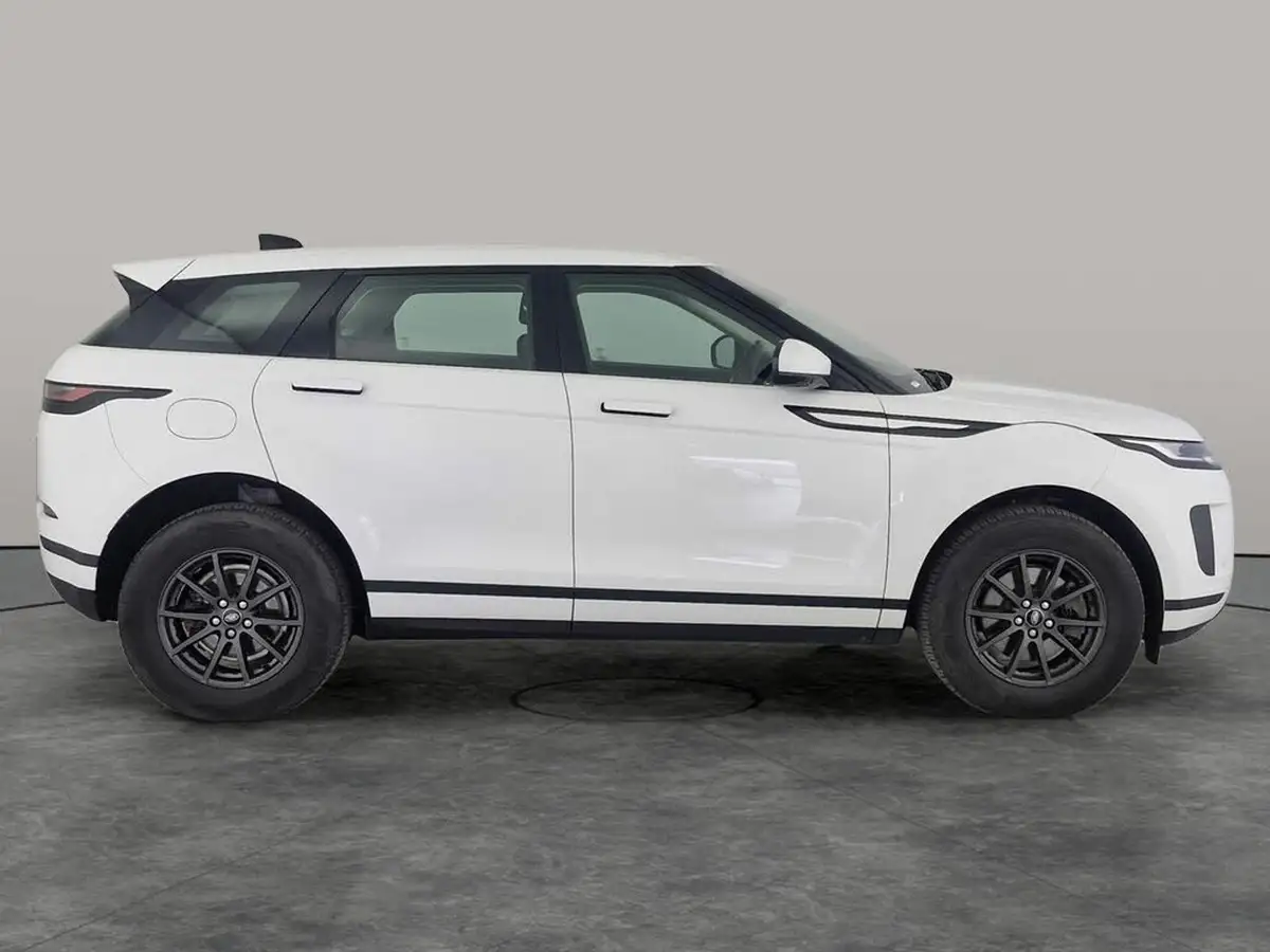 2022-land-rover-range-rover-evoque-20-d165-evoque-big-5