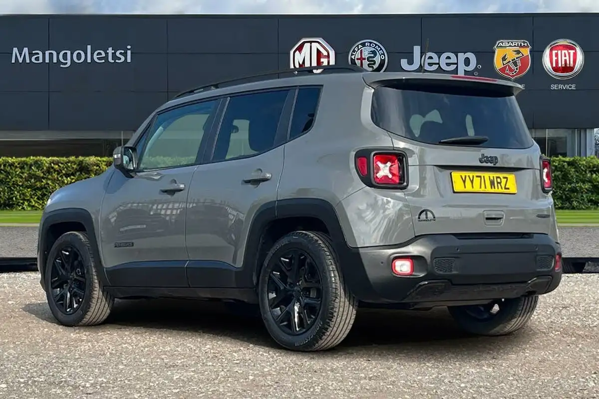2021-jeep-renegade-10-gse-night-eagle-big-2