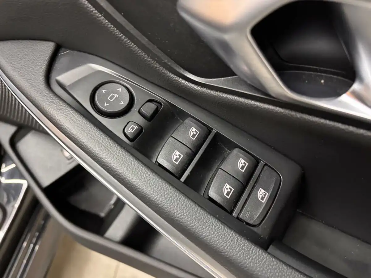 2019-bmw-3-series-20-330e-m-sport-plus-pack-big-43