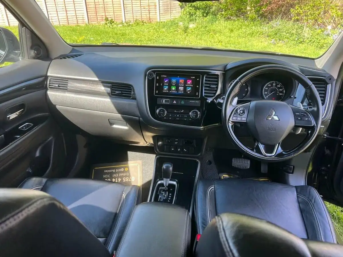 2018-mitsubishi-outlander-22di-d-4-leather-auto-big-14