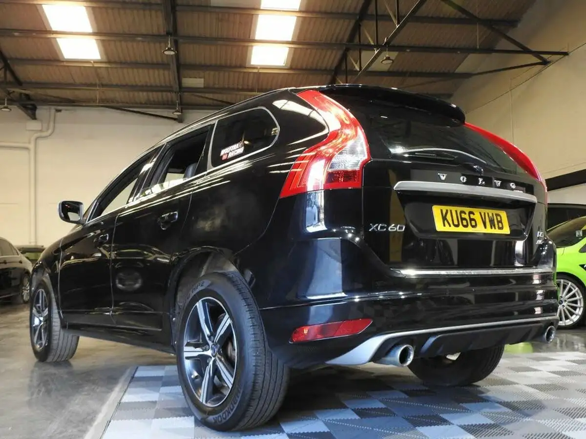 2016-volvo-xc60-24td-d5-r-design-geartronic-big-9