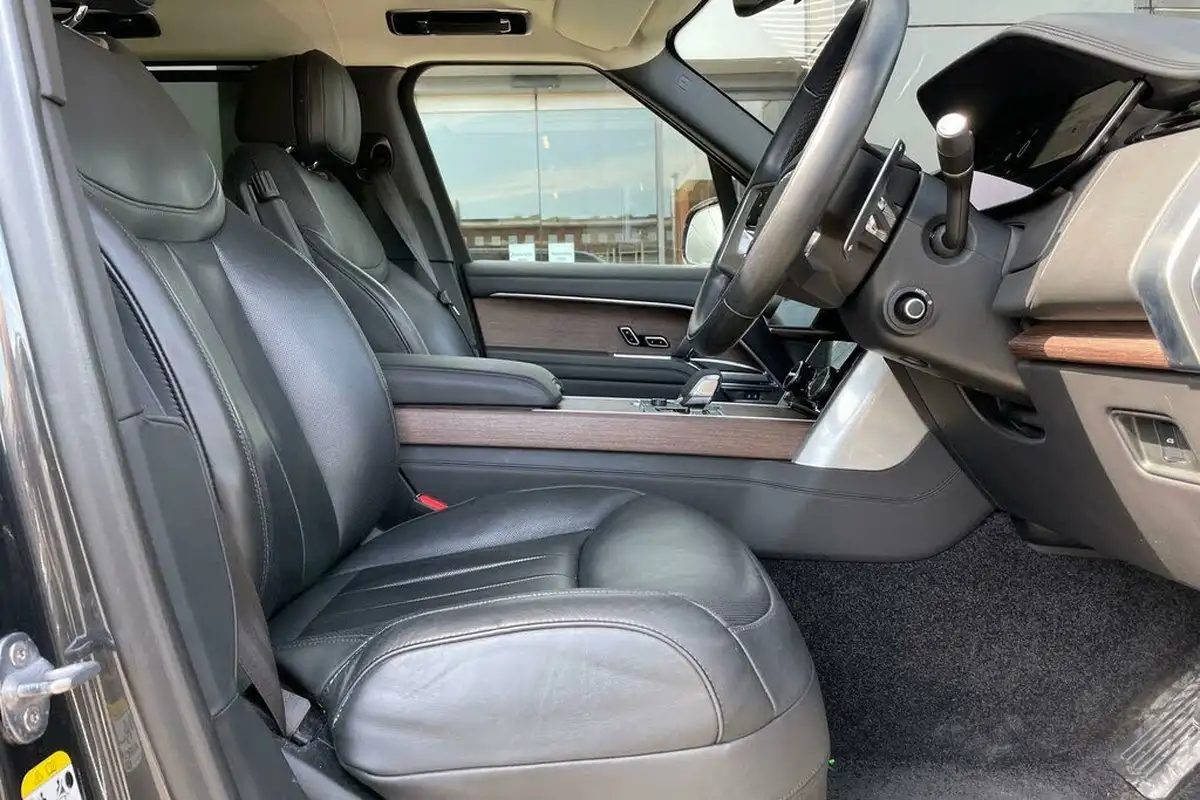 2022-land-rover-range-rover-44-p530-autobiography-lwb-big-16