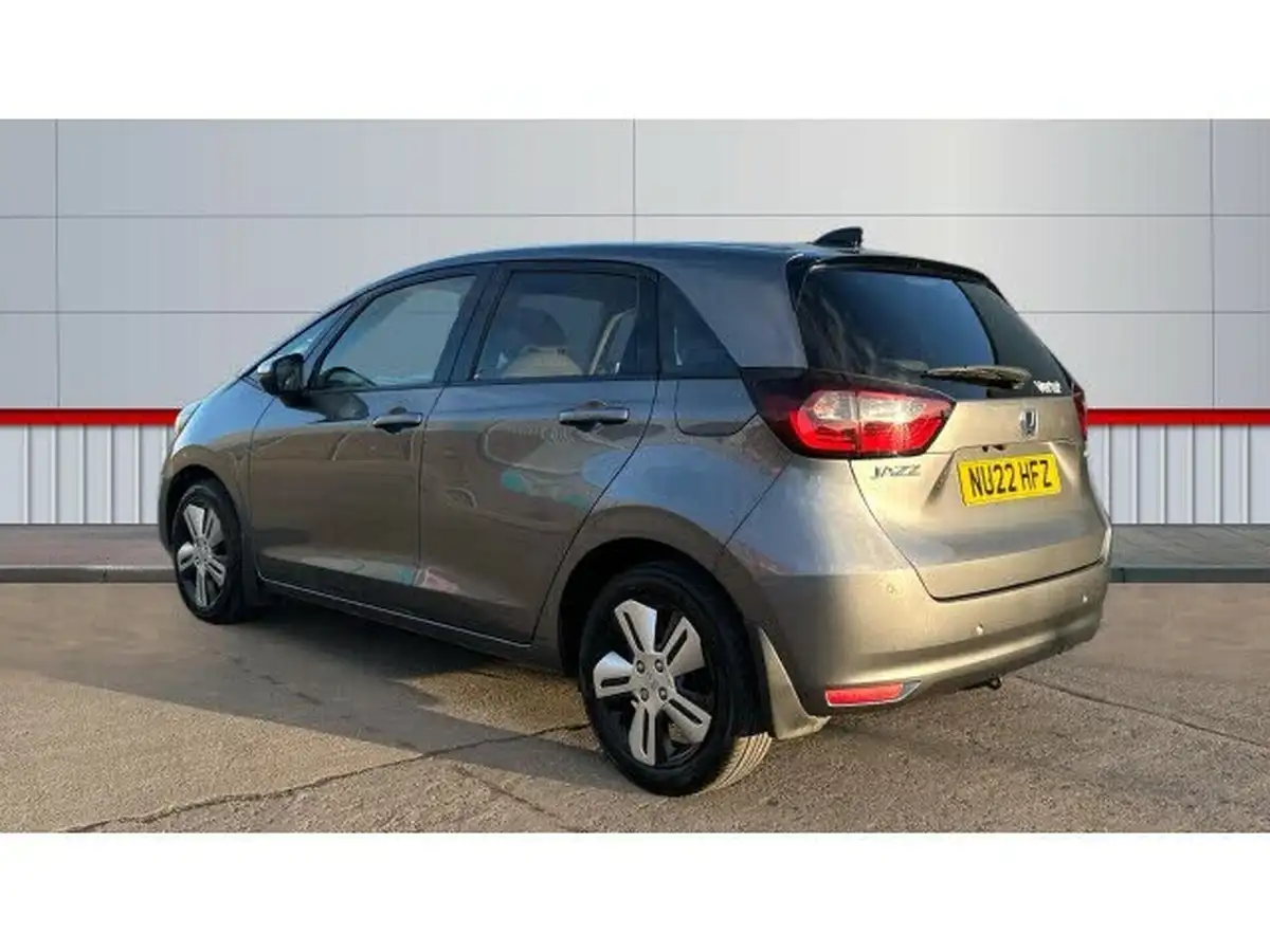 2022-honda-jazz-15-i-mmd-ex-107ps-big-1